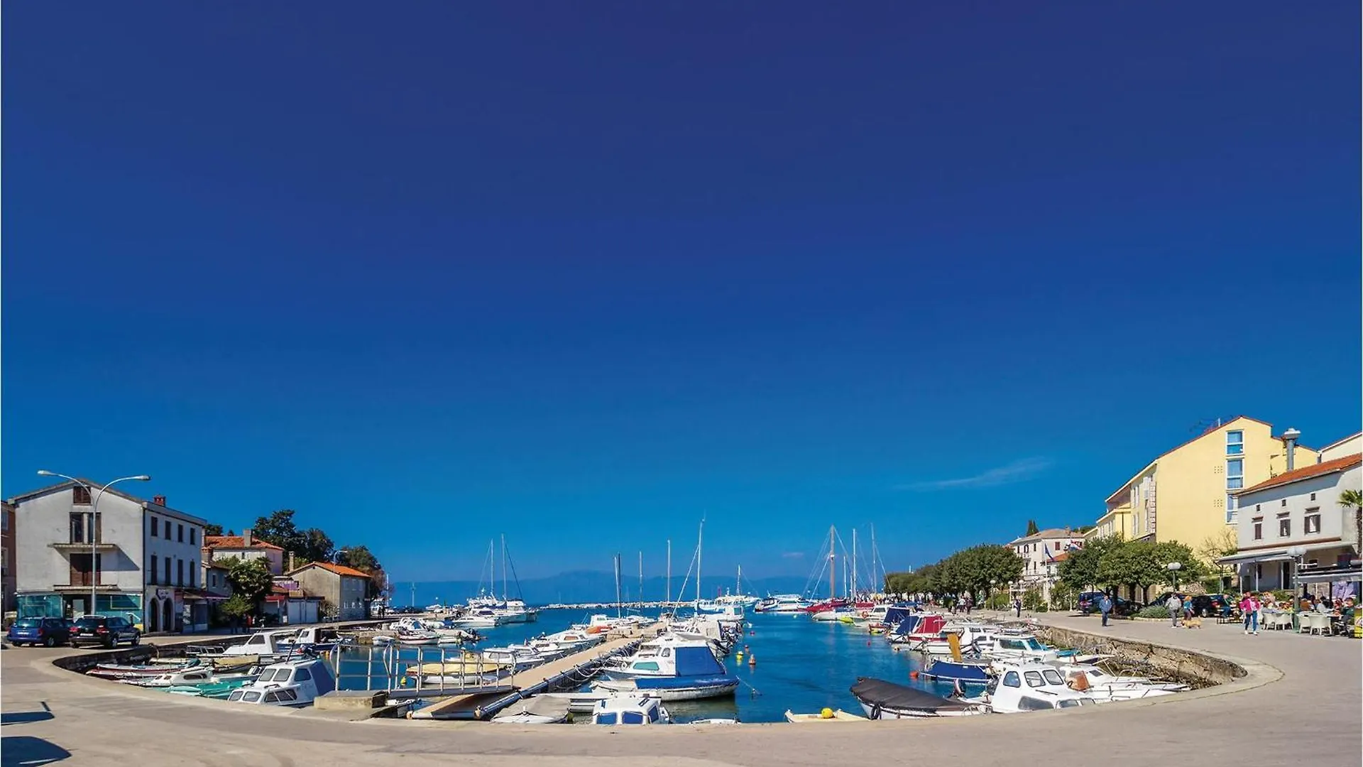 Pet Friendly Apartment In Malinska With Jacuzzi Croatia